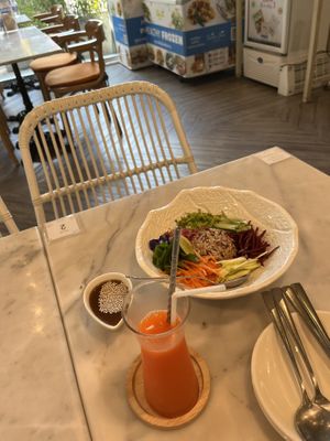   at Tonklar Facai - Chula in Bangkok