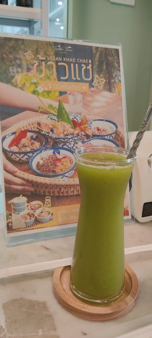 Green juice at Tonklar Facai - Chula in Bangkok