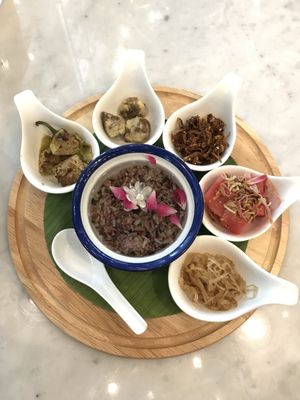 Khao Chae (Thai summer dish) at Tonklar Facai - Chula in Bangkok