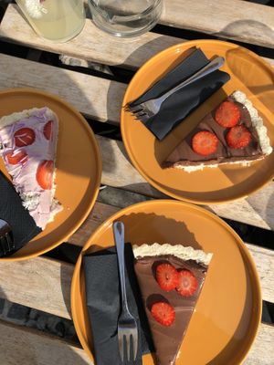 chocolate pie, strawberry pie at Veganika in Ljubljana