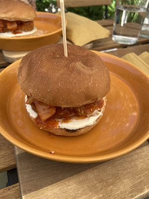 vegan burger with tempeh and kimchi😄SO GOOD at Veganika in Ljubljana