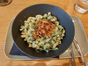 Mac'n'cheese with swiss chard at Veganika in Ljubljana