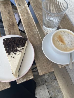 oreo cheesecake  at Veganika in Ljubljana