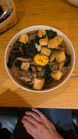 NORA JE MISO 😋 at Veganika in Ljubljana