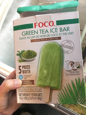 Vegan coconut ice cream green tea flavor at Pakkai in Paris