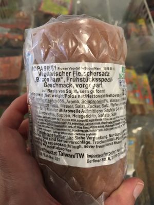 Bacon ham at Pakkai in Paris