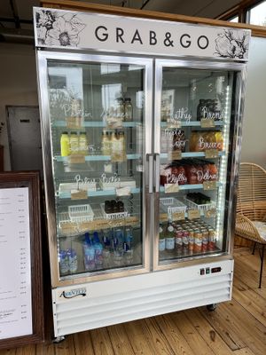 Juice and health drinks at Hello Juice in St Louis