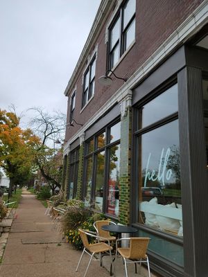 Outside at Hello Juice in St Louis