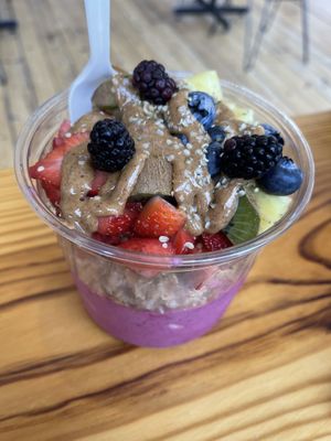 Pimped out Dragon bowl   at Hello Juice in St Louis