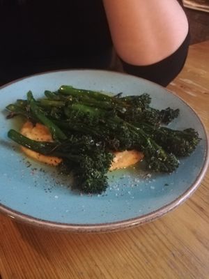 Brocoli at Stereo in Glasgow