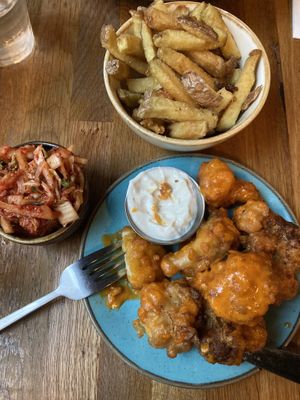 Cawliflower wings, chips and kimchii  at Stereo in Glasgow