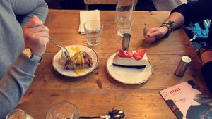 Cake at Stereo in Glasgow