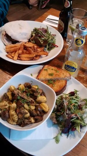 Gnocchis, salad & garlic bread
Burger & fries at Stereo in Glasgow
