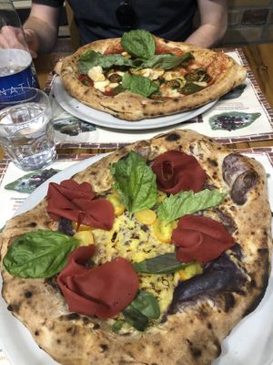 principe vegan pizza (closest) and a vegetarian pizza   at Frankie's in Sorrento