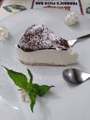 vegan cheesecake with chocolate at Frankie's in Sorrento