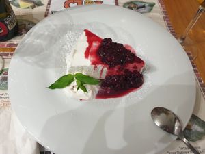 Vegan Cheesecake (it's very good) at Frankie's in Sorrento