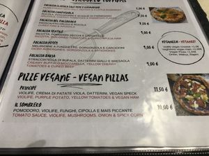 Vegan pizzas at Frankie's in Sorrento