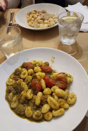 Vegan gnocchi with pesto and vegan gnocchi with mushrooms at Frankie's in Sorrento