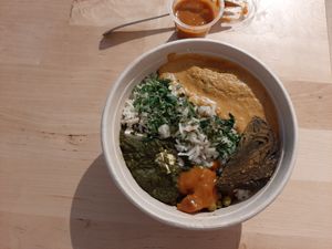 Delicious Indian bowl at Voodoo Vegan in Brussels