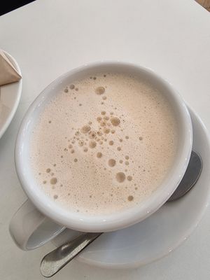 Chai latte w/ plant mylk at Flow Specialty Coffee Bar & Bistro in Budapest