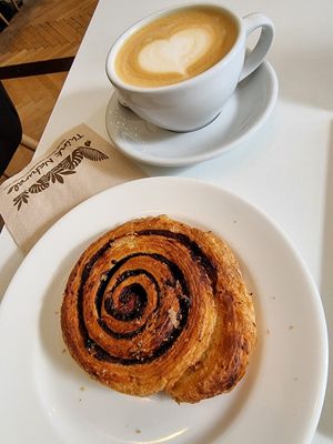Chocolate swirl and oatmylk latte at Flow Specialty Coffee Bar & Bistro in Budapest