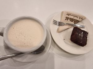 Chai latte and brownie at Flow Specialty Coffee Bar & Bistro in Budapest