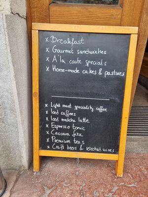 Summer specials at Flow Specialty Coffee Bar & Bistro in Budapest