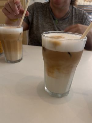 10/10 coffee  at Flow Specialty Coffee Bar & Bistro in Budapest