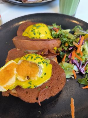 The "reg" inside is so impressive at Flow Specialty Coffee Bar & Bistro in Budapest