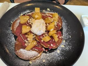 Seasonal pancakes at Flow Specialty Coffee Bar & Bistro in Budapest