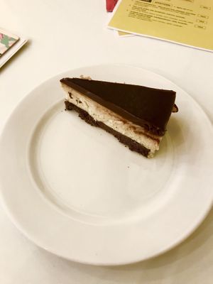 Cheesecake at Flow Specialty Coffee Bar & Bistro in Budapest