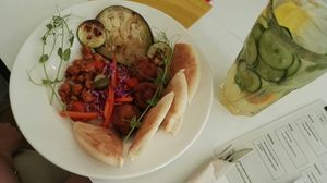 Hummus bowl with falafel and homemade cucumber & mint lemonade at Flow Specialty Coffee Bar & Bistro in Budapest