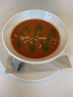 tomato-strawberry soup with pesto and peanuts at Flow Specialty Coffee Bar & Bistro in Budapest