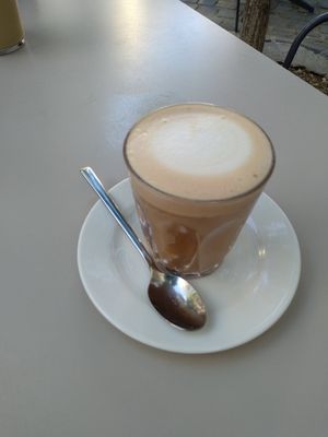 Chai con soja at Federal in Madrid