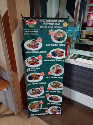 The dishes at Padang Vegan Damai in Yogyakarta