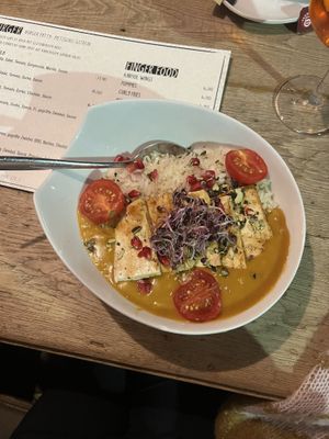Vegan tofu curry 👌  at Jati in Soelden