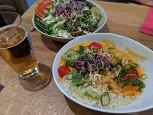 Curry und Bowl at Jati in Soelden