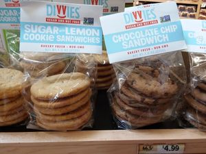 Vegan creme filled cookie sandwiches at Sprouts Farmers Market in Naples