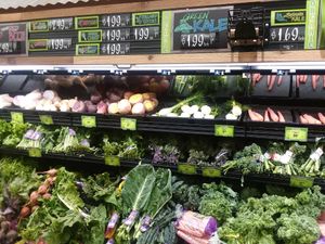Produce at Sprouts Farmers Market in Naples
