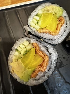 Futo maki roll without egg  at Ryo Sushi in Chicago