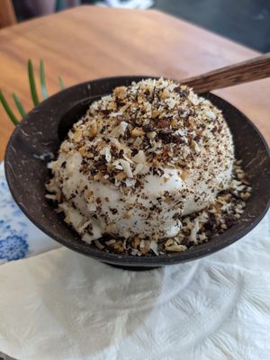 Coconut  icecream🍨 at Cafe 82 in Galle