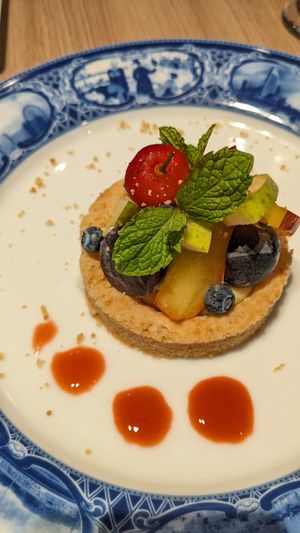 Vegan Fruit tart at M's Table in Yokohama