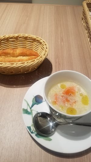 bread and soup at M's Table in Yokohama
