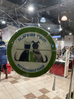 Pet friendly! at Spar Market in Budapest