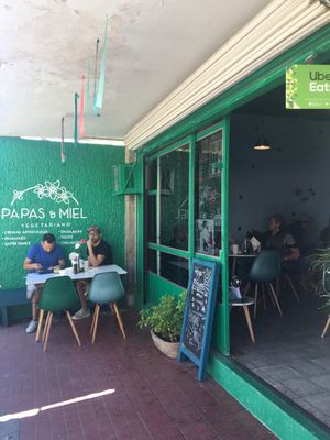 Outdoor seating at Papas & Miel in Guadalajara