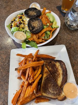 All vegan  at Blondie's in Flint