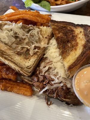 Vegan Reuben! at Blondie's in Flint
