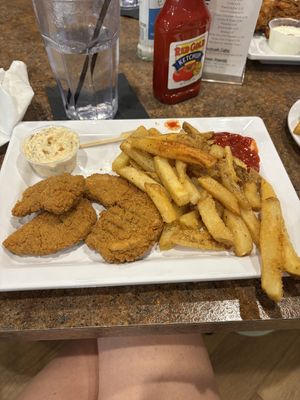 Comfort food  at Blondie's in Flint