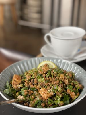 Green Tofu Bowl  at Das Möbel Café  in Vienna