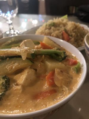 Yellow Curry at Royal Thai Bistro in Big Bear City